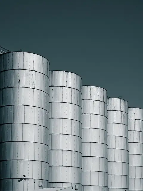 Silos & Hoppers for chemical industry