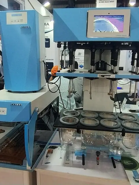 Dissolution Testers for pharmaceutical industry